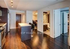 386-yonge-street-toronto-ontario-c12956746