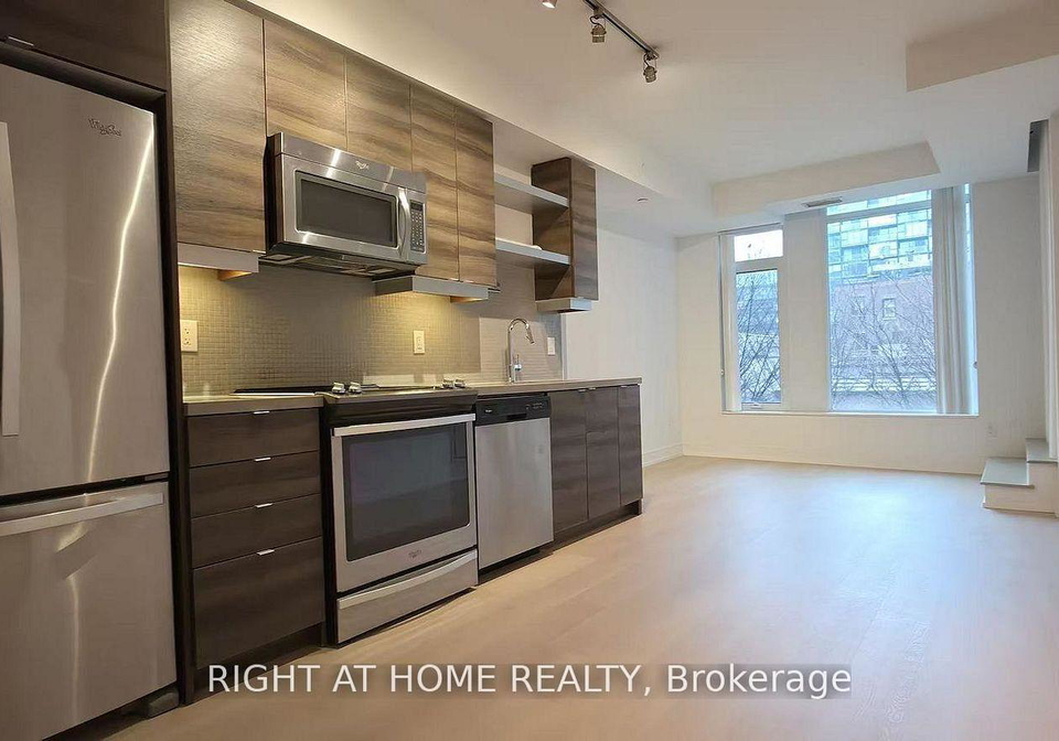 525-adelaide-street-w-toronto-ontario-c12957134