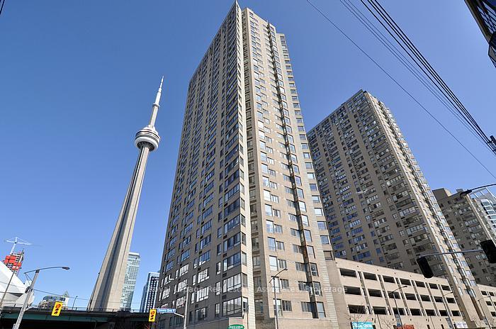 270-queens-quay-w-toronto-ontario-c12957236
