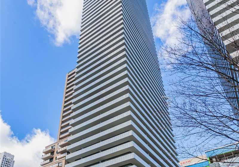 42-charles-street-e-toronto-ontario-c12957372