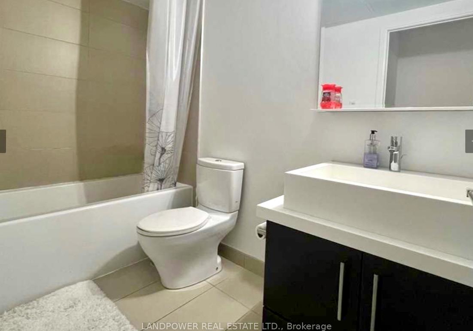 1080-bay-street-toronto-ontario-c12957378