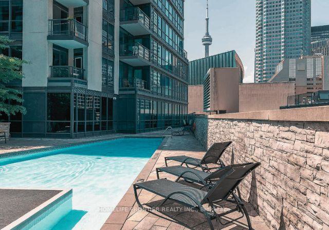1-scott-street-toronto-ontario-c12957438