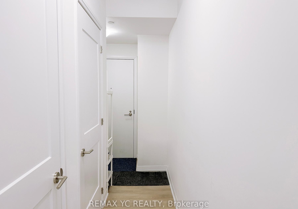 25-holly-street-toronto-ontario-c12957446