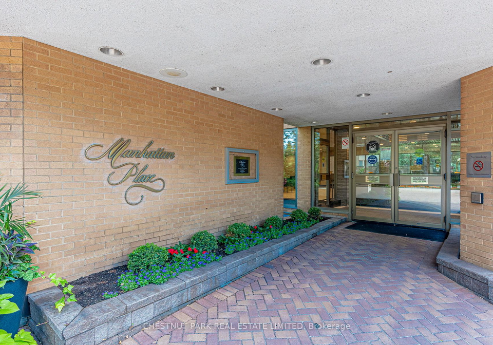 131-beecroft-road-toronto-ontario-c12957612