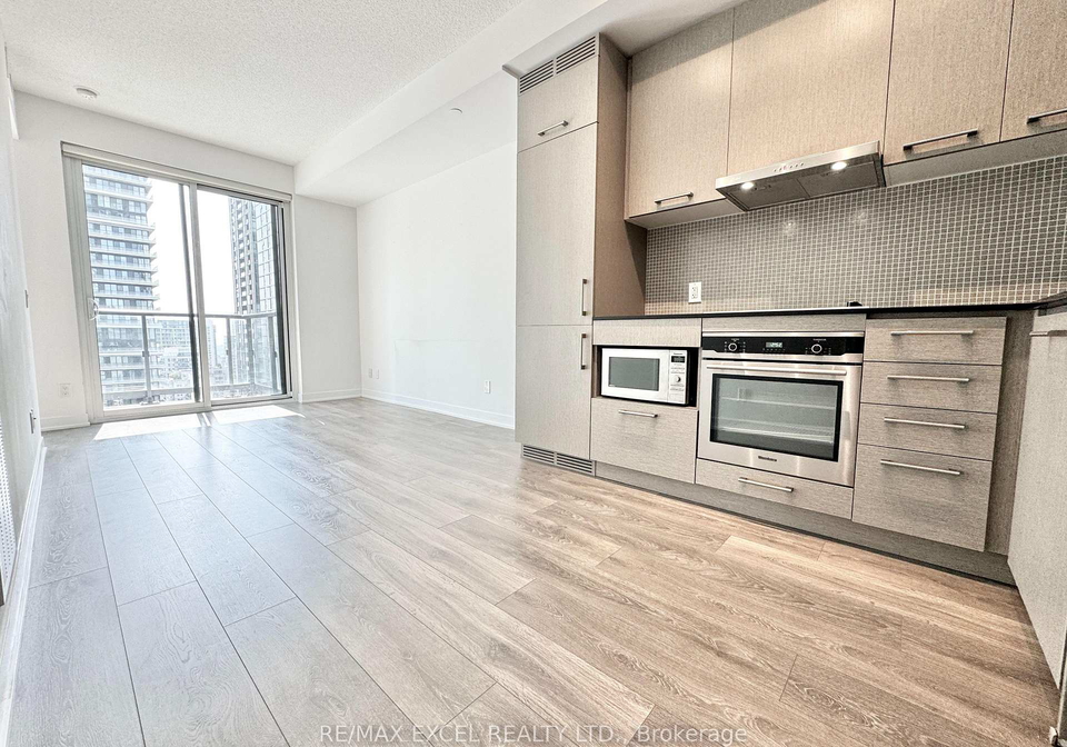 87-peter-street-toronto-ontario-c12957718