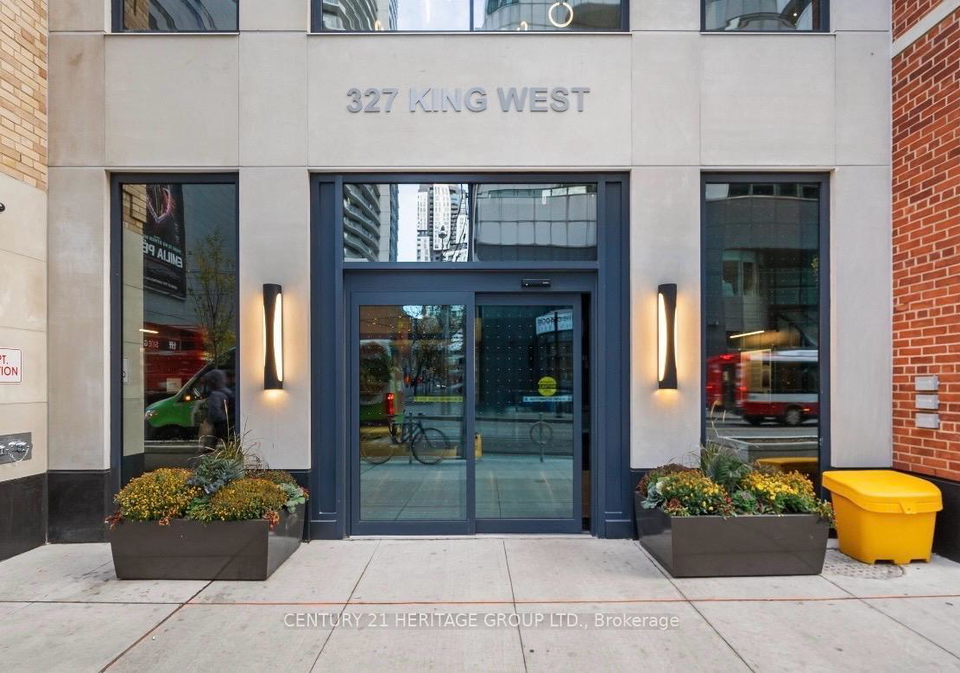 327-king-street-w-toronto-ontario-c12957800