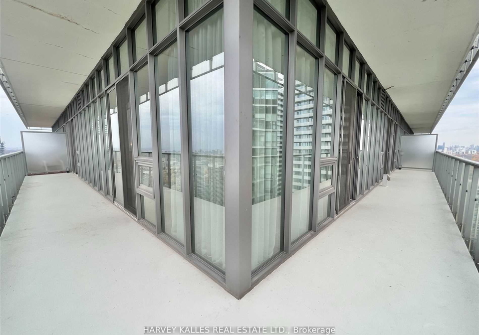 33-charles-street-toronto-ontario-c12958008