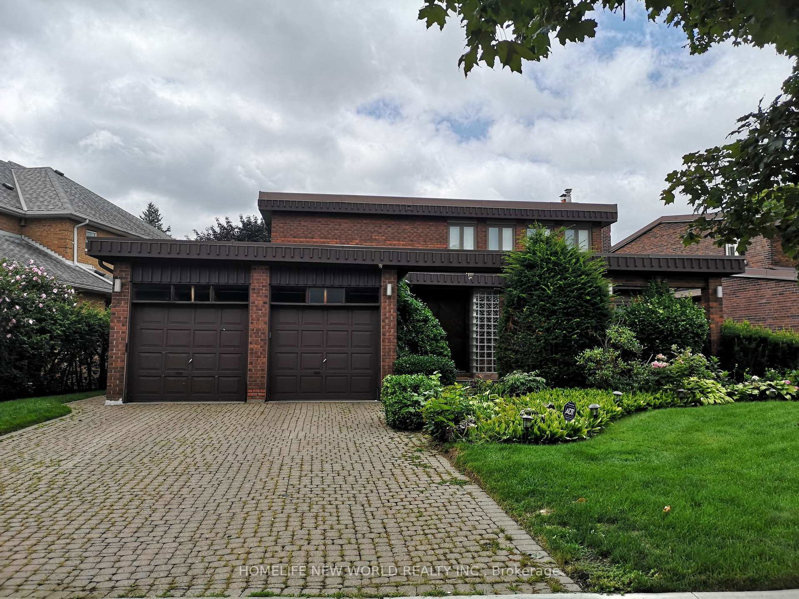 8-janus-court-north-york-ontario-c12958118