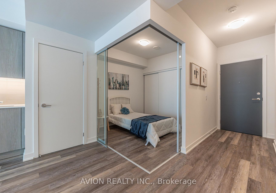 250-lawrence-avenue-w-toronto-ontario-c12958128