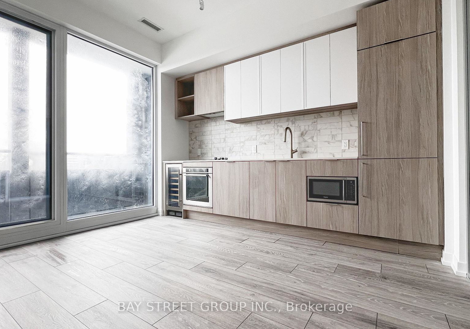2020-bathurst-street-toronto-ontario-c12958158