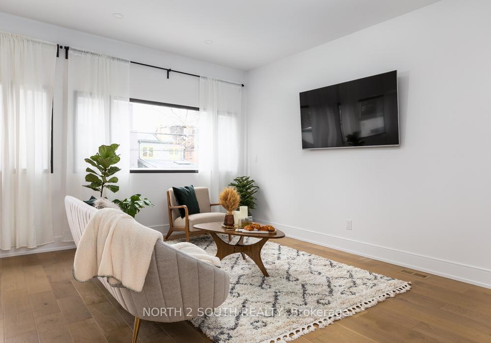918-manning-avenue-toronto-ontario-c12958280