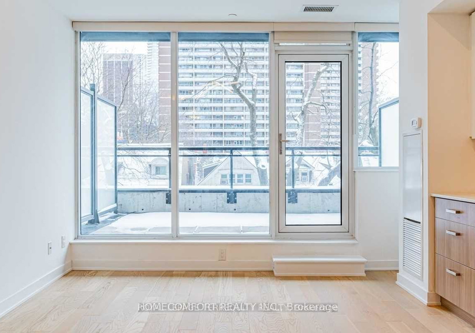 17-dundonald-st-street-toronto-ontario-c12958366