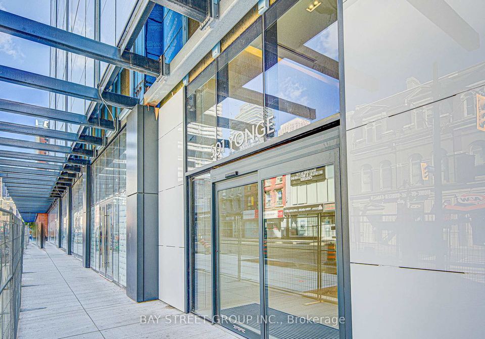 501-yonge-street-toronto-ontario-c12958520