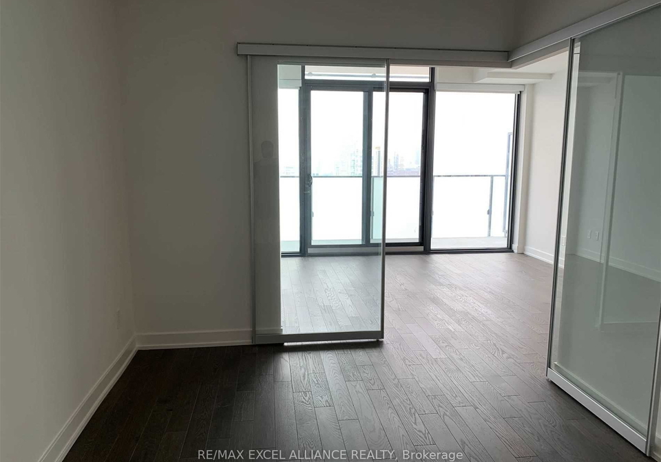 25-richmond-street-toronto-ontario-c12958628