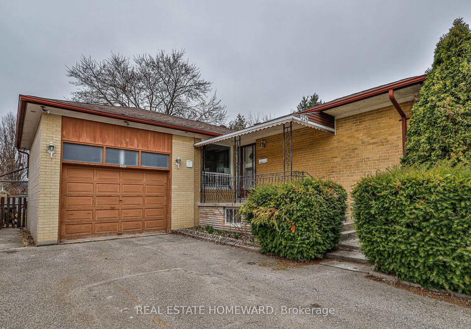 226-pleasant-avenue-toronto-ontario-c12958678