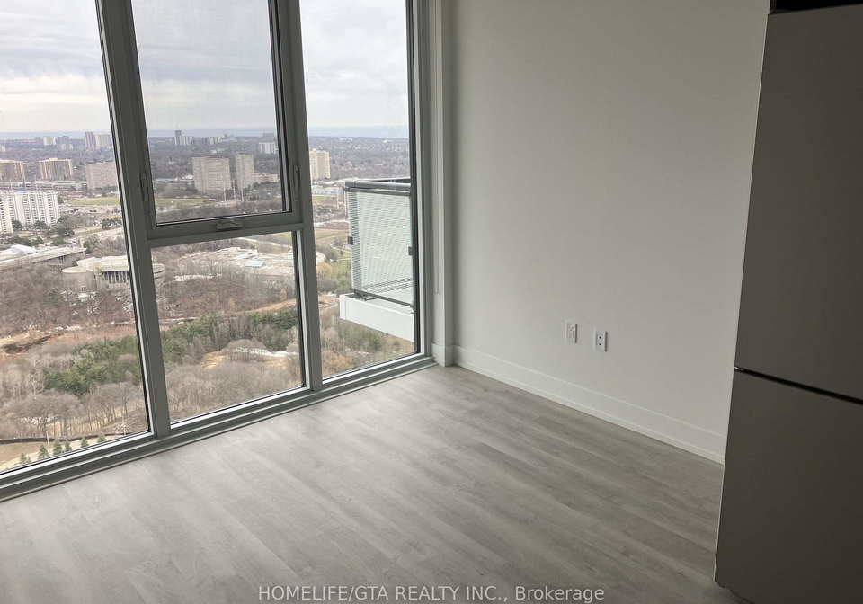 30-inn-on-the-park-drive-north-york-ontario-c12958786