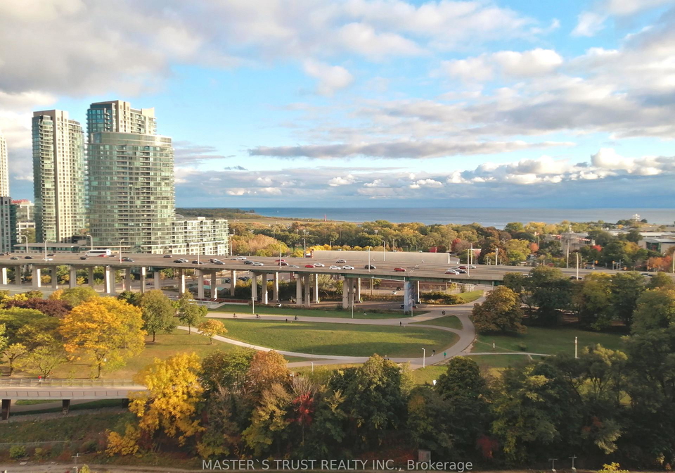 30-ordnance-street-toronto-ontario-c12958892