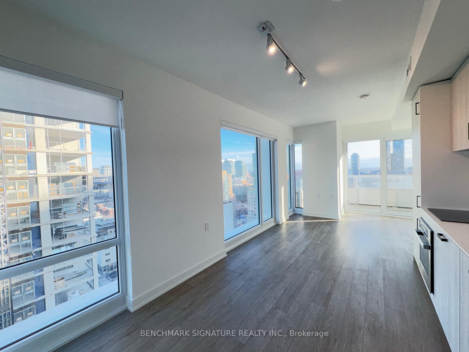 88-queen-street-e-toronto-ontario-c12958906