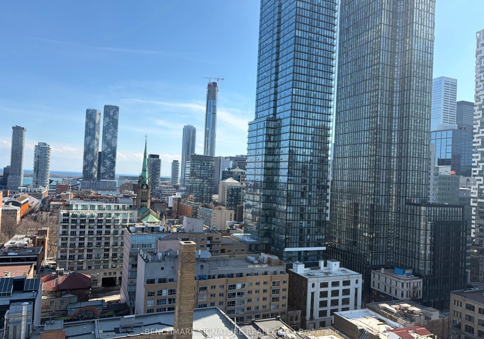 88-queen-street-e-toronto-ontario-c12958906