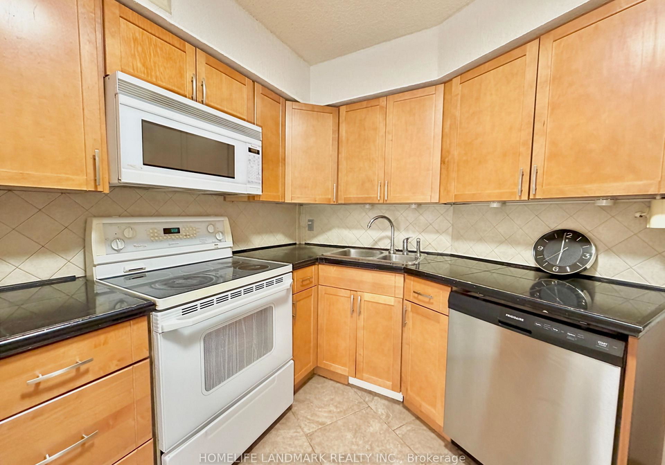 270-queens-quay-w-toronto-ontario-c12958946