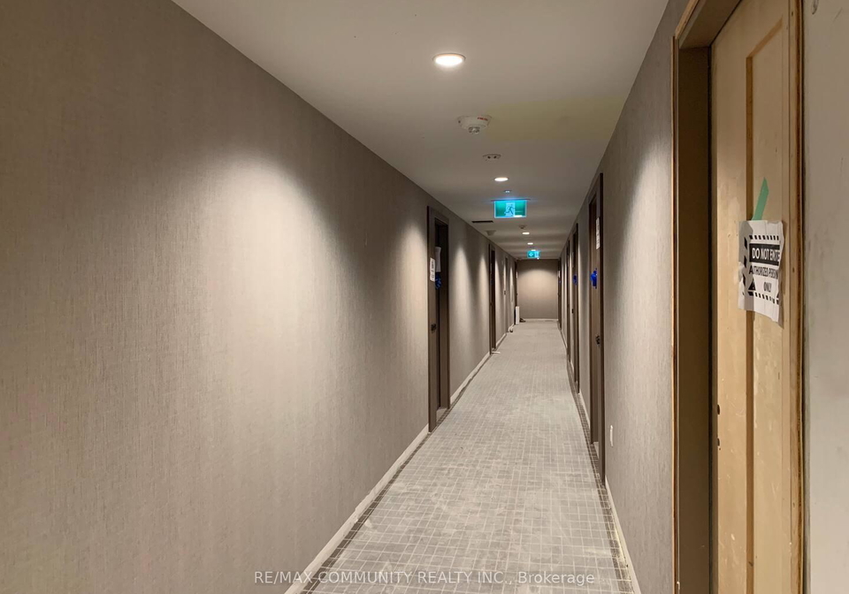 27-bathurst-street-toronto-ontario-c12959462