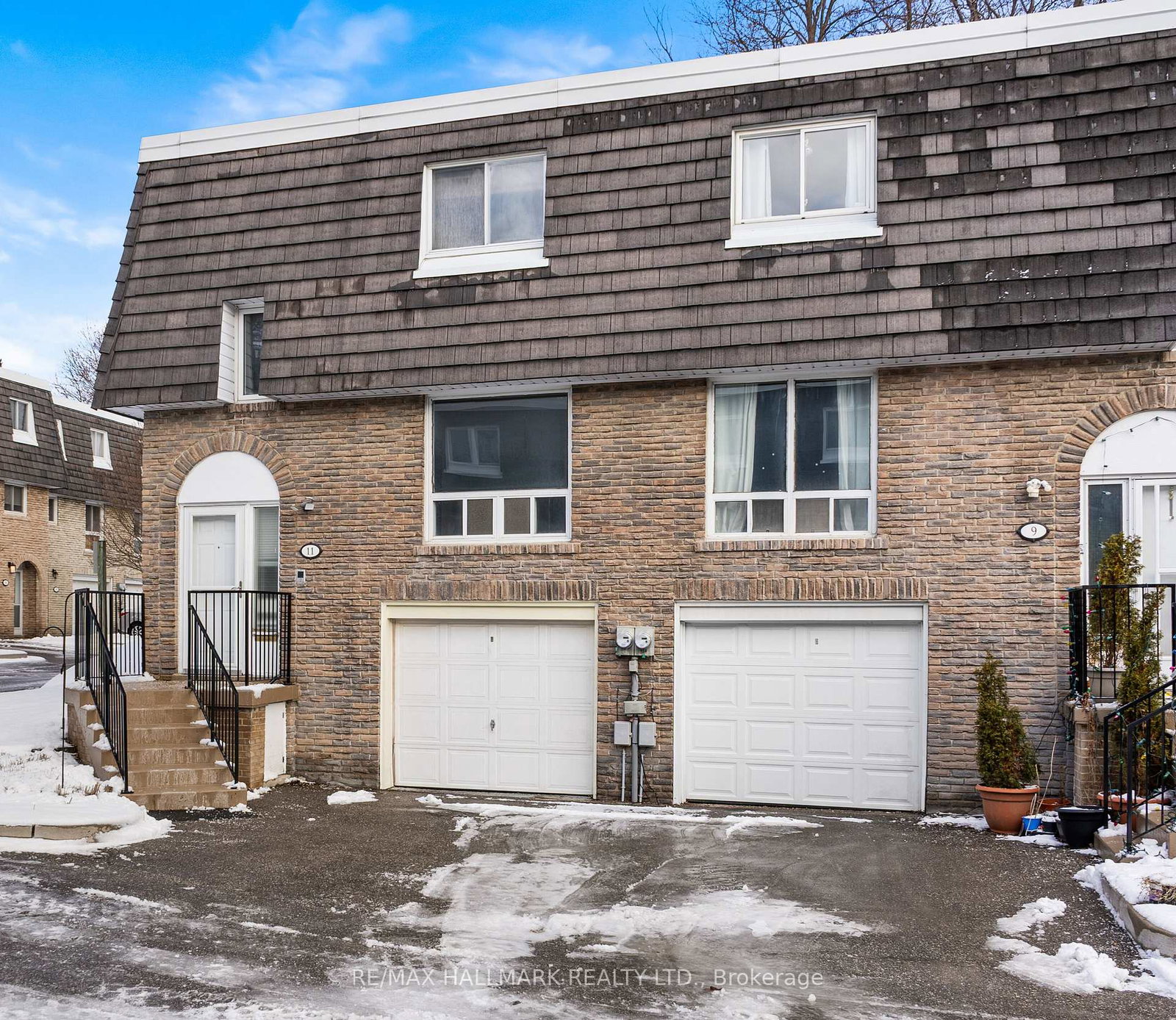 11-tangle-briar-way-north-york-ontario-c12959602