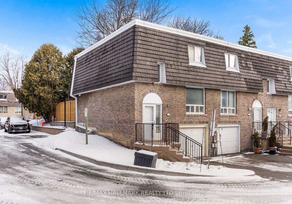 11-tangle-briar-way-north-york-ontario-c12959602