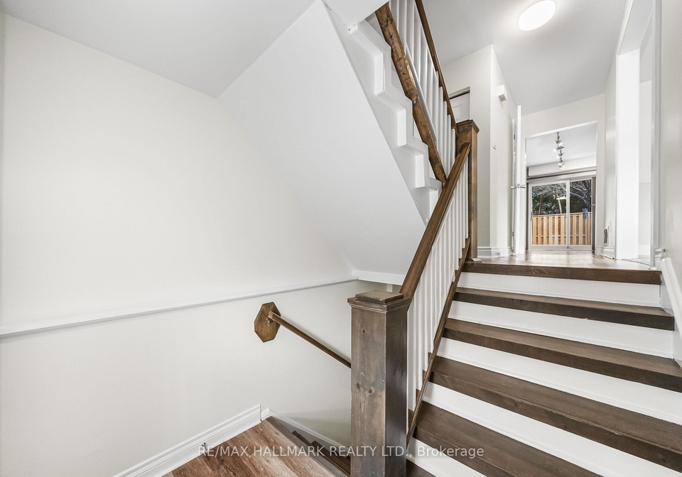 11-tangle-briar-way-north-york-ontario-c12959602