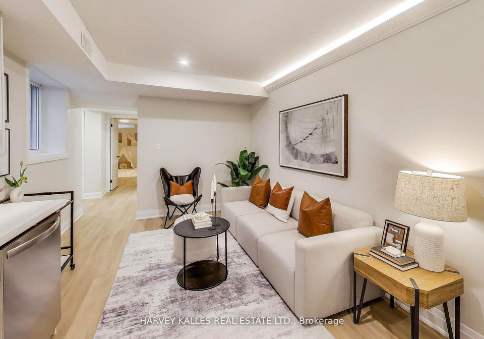 21-rolyat-street-toronto-ontario-c12959722