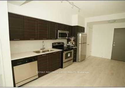 169-fort-york-boulevard-toronto-ontario-c12959826