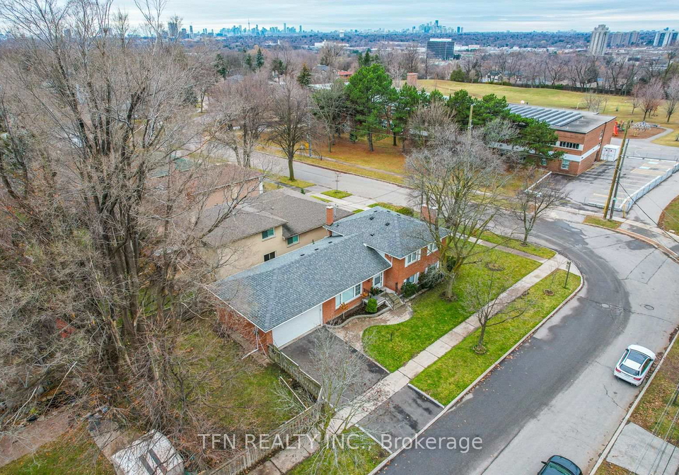 25-karen-road-north-york-ontario-c12959842