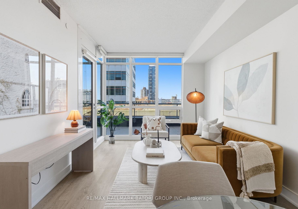 30-roehampton-avenue-toronto-ontario-c12960006