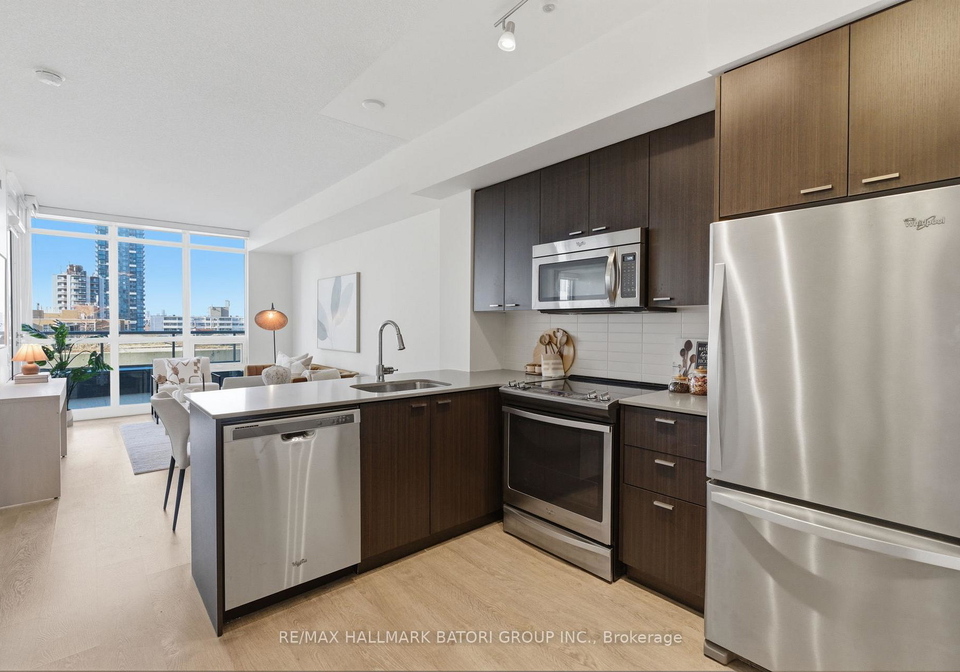 30-roehampton-avenue-toronto-ontario-c12960006