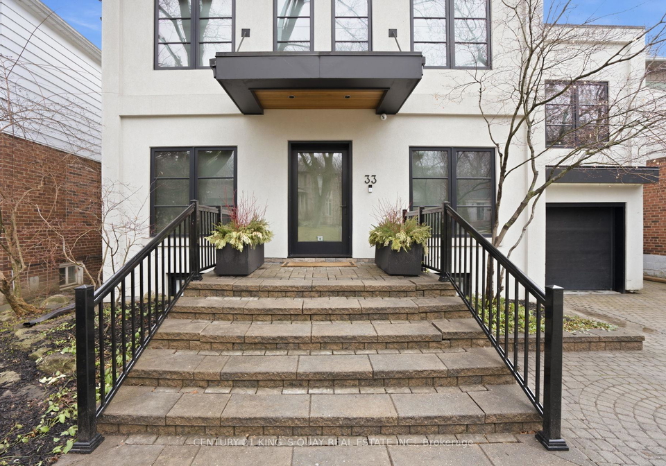 33-nesbitt-drive-east-york-ontario-c12960034