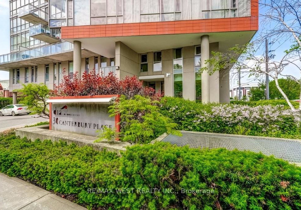 30-canterbury-place-toronto-ontario-c12960462