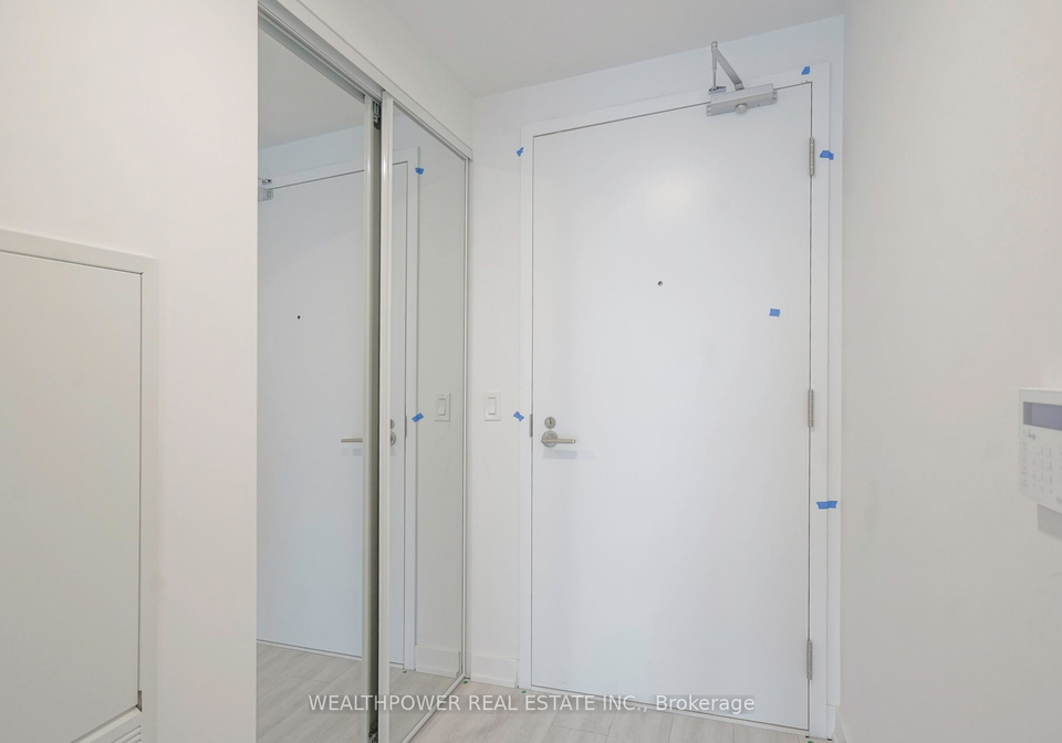 230-simcoe-street-toronto-ontario-c12960464