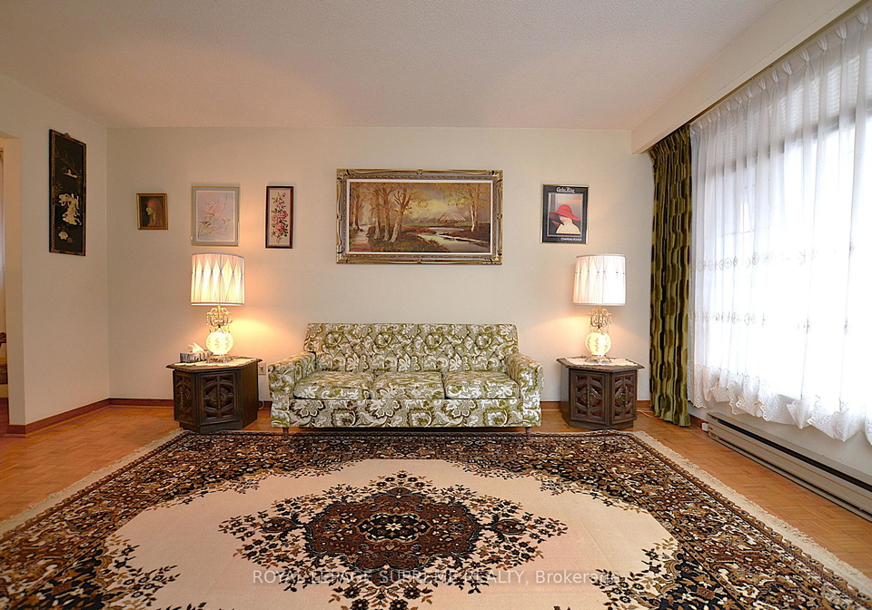 564-christie-street-toronto-ontario-c12960470