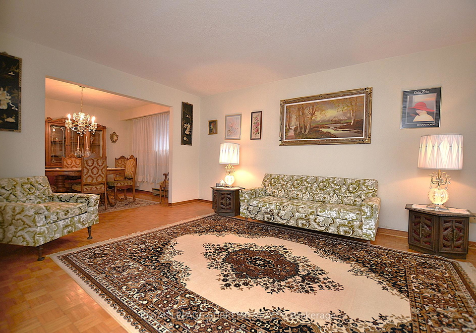 564-christie-street-toronto-ontario-c12960470