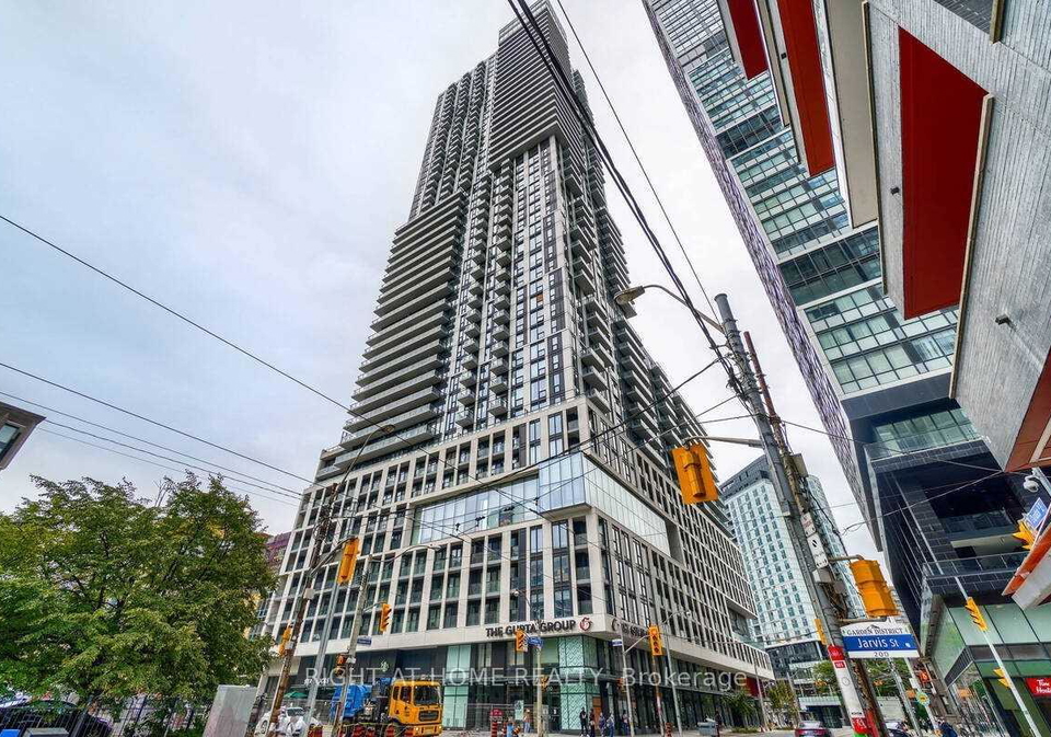 251-jarvis-street-toronto-ontario-c12960582