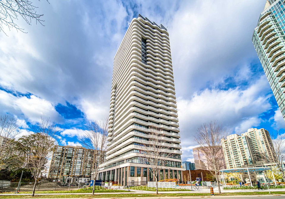 15-holmes-avenue-north-york-ontario-c12960704