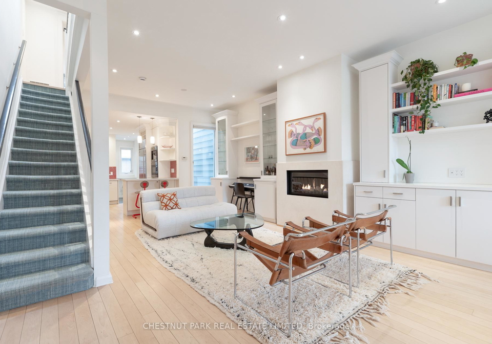 86-shaftesbury-avenue-toronto-ontario-c12960790