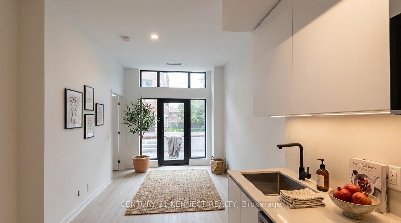 699-sheppard-avenue-e-north-york-ontario-c12960876