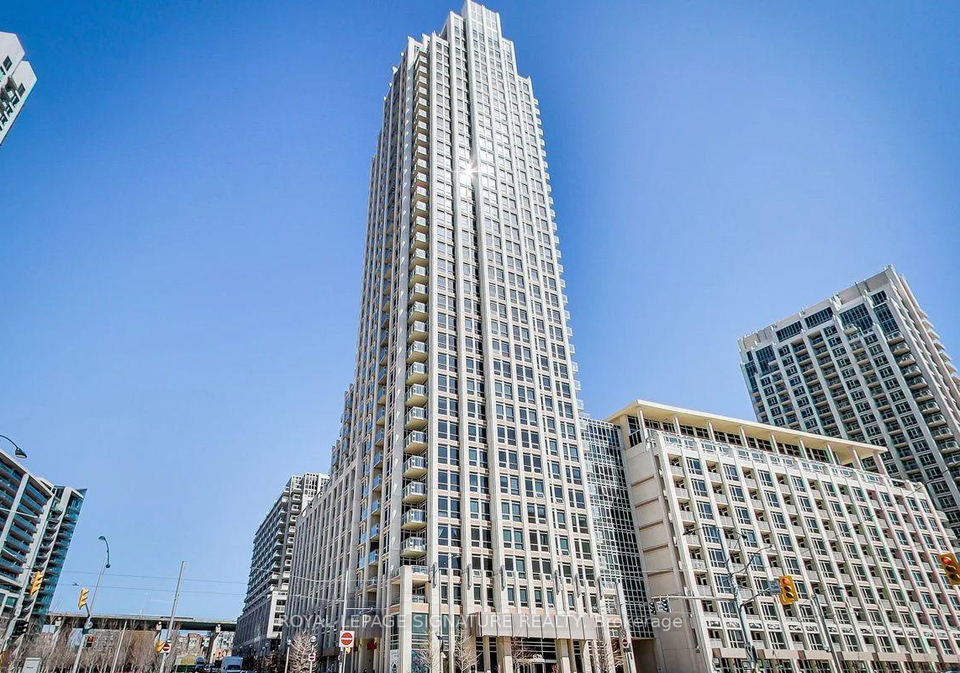 628-fleet-street-toronto-ontario-c12961284