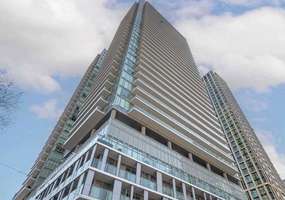99-broadway-avenue-toronto-ontario-c12961336