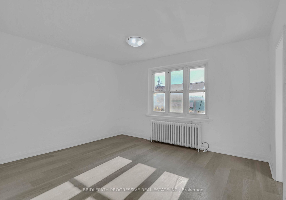 894-eglinton-avenue-w-toronto-ontario-c12961470