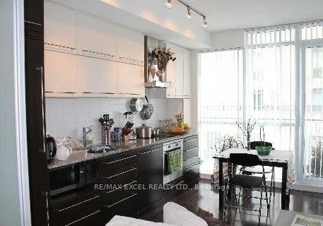 770-bay-street-toronto-ontario-c12961692