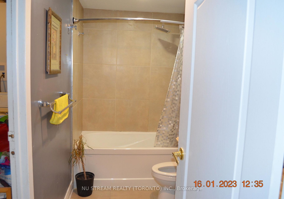 289-apache-trail-w-north-york-ontario-c12961760