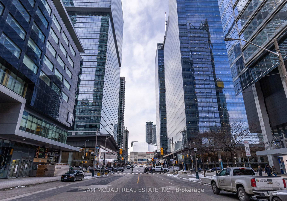 55-bremner-boulevard-toronto-ontario-c12961888