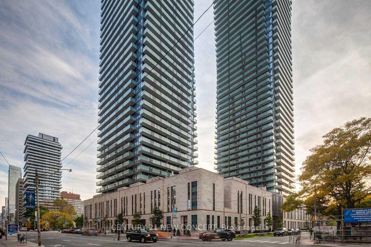 1080-bay-street-toronto-ontario-c12962012