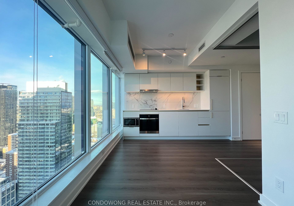 8-wellesley-street-w-toronto-ontario-c12962016